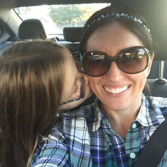 Meet your Posher, Andrena - Picture 4 of 8